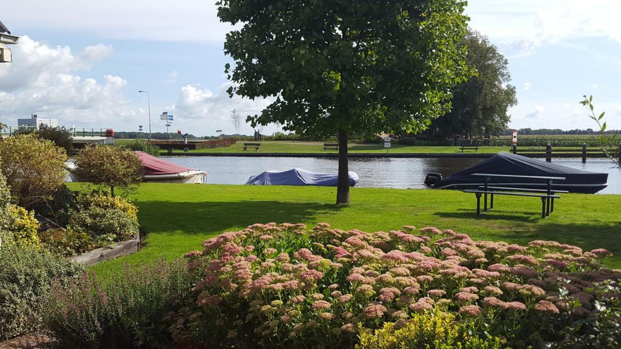 Wetering Vakantiehuis De Wilgenhof מראה חיצוני תמונה
